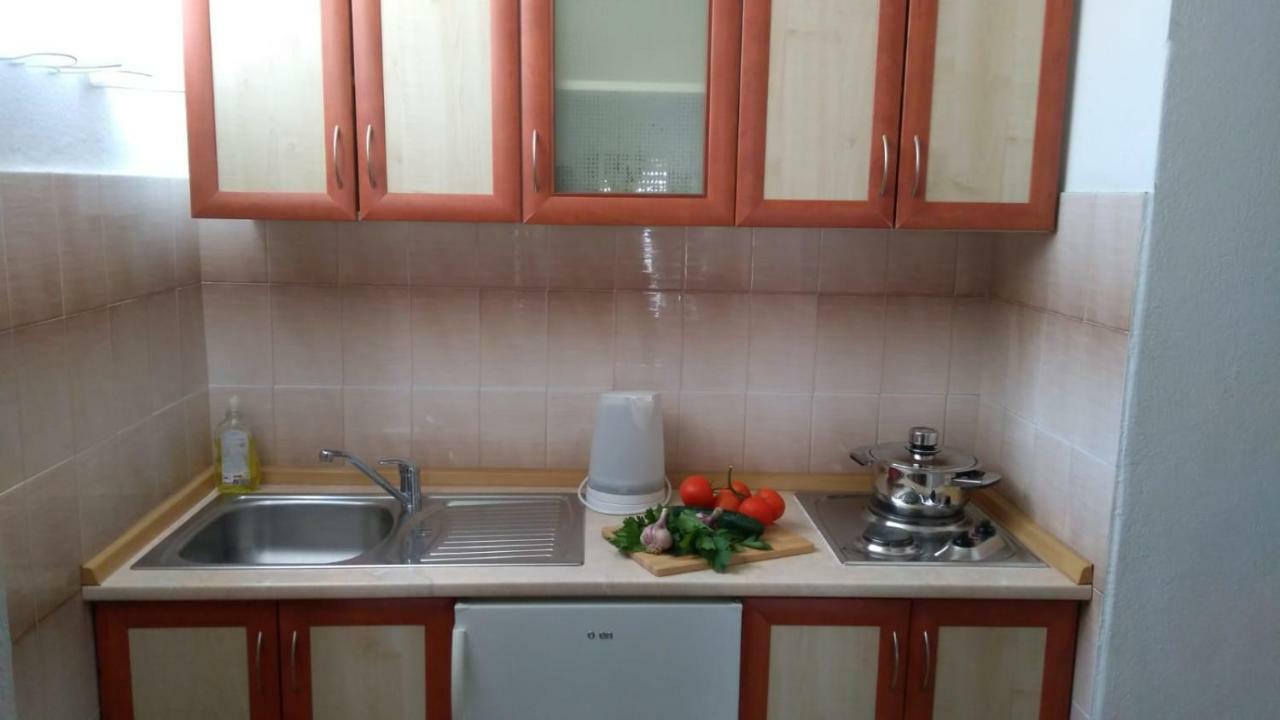 House Nede Medic Hotel Брела Екстериор снимка